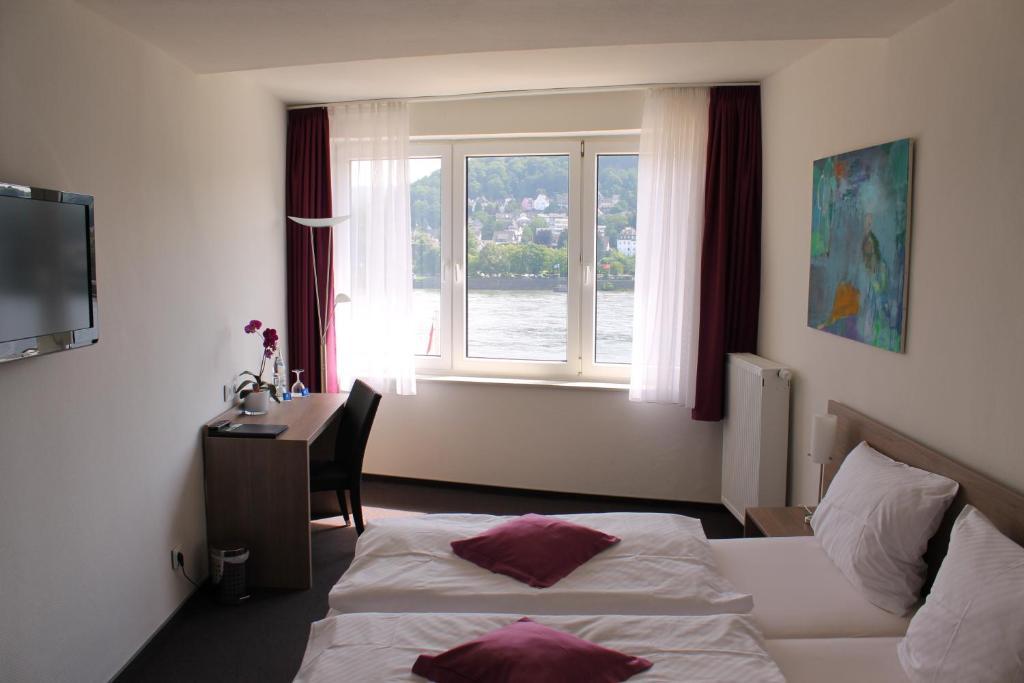 Hotel Rheinhotel Arte 3*